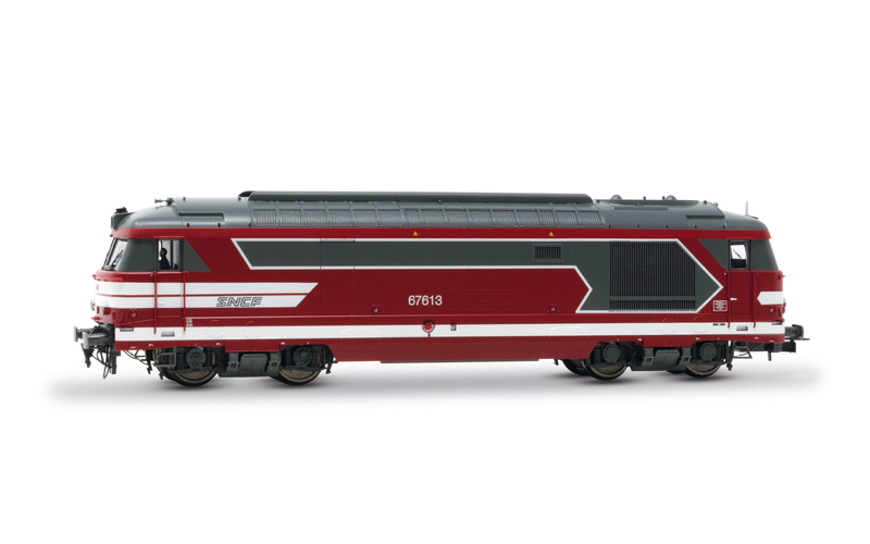 HJ2464S SNCF, locomotive diesel BB67613, livrée rouge « Capitole», ép. VI, DCC SON HO